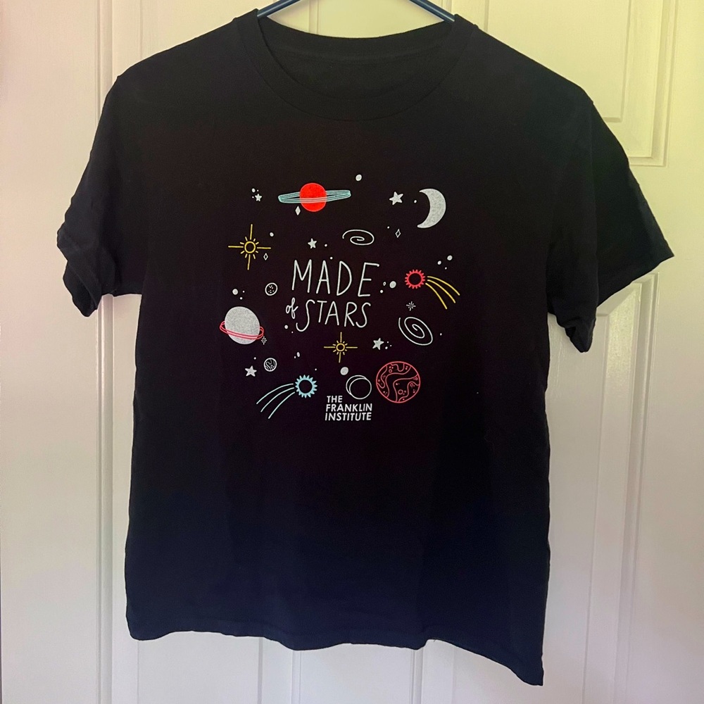 The Franklin Institute ‘Made of Stars’ youth large black cotton shirt
